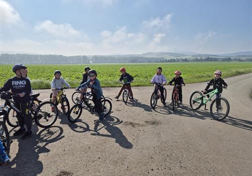 NAUČNÝ CYKLOVÝLET 2. A